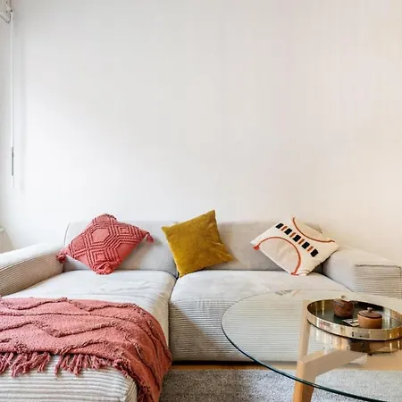 Stylish Lakeside By The Jet D'eau